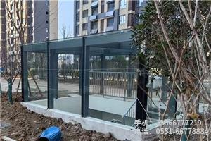 地下室入庫雨棚